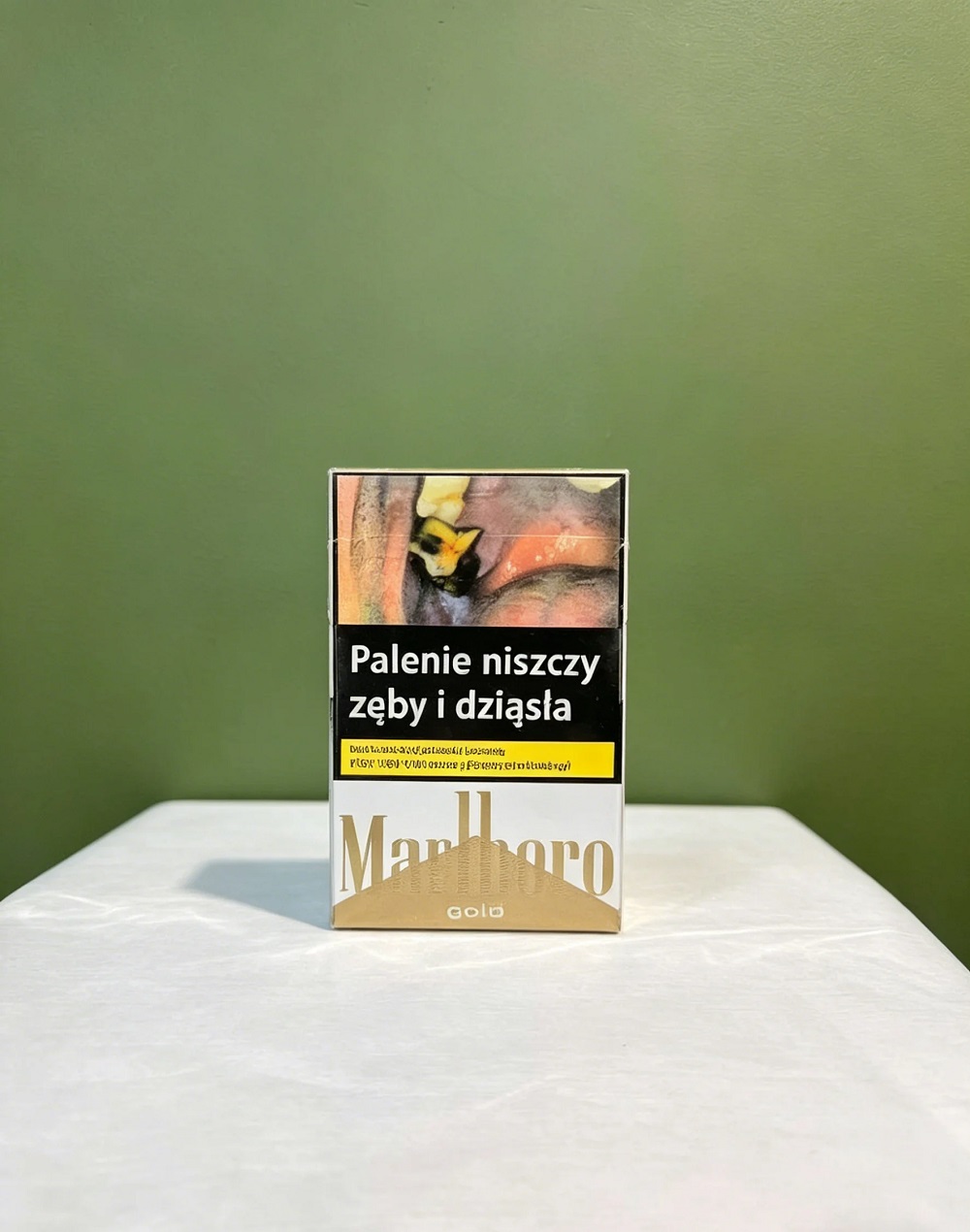 Marlboro Poland 20s Cigarettes x 10 Packs /1 Carton