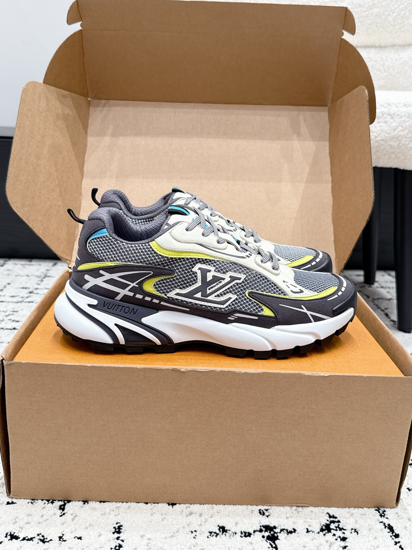 Louis Vuitton Men's LV Tatic Run Sneaker