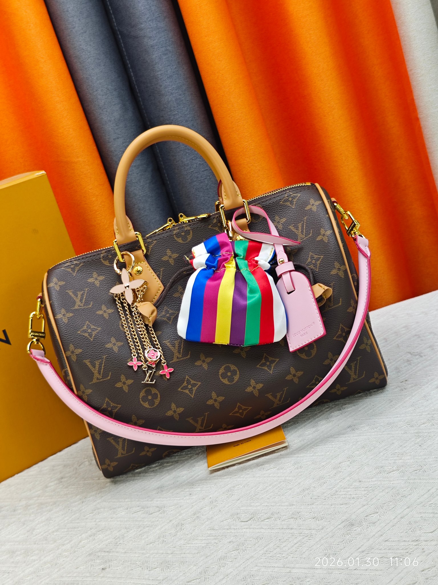 Louis Vuitton LV Speedy Bandoulière 30 Monogram Leather handbag
