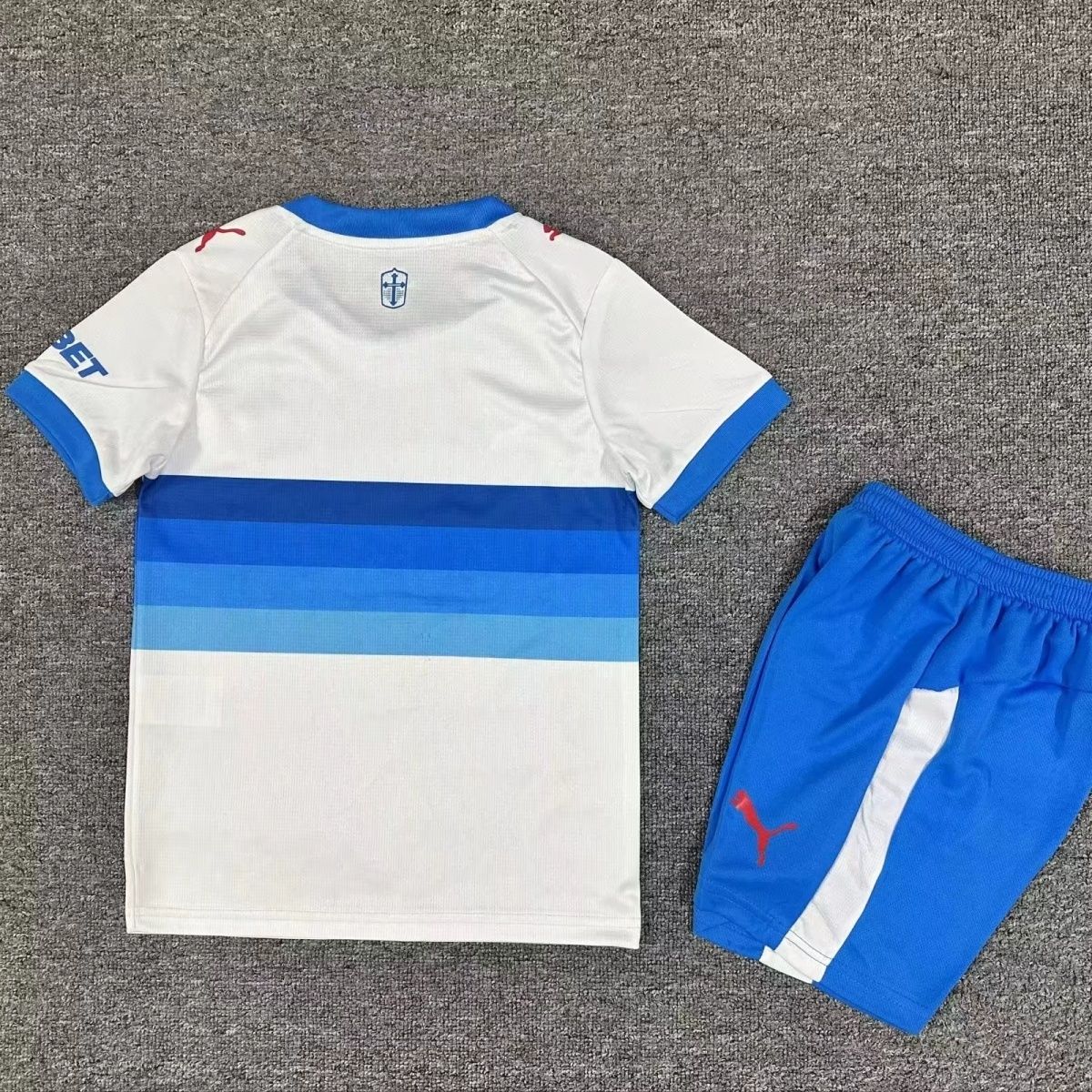 Kids Universidad Catolica Home Jersey Suit  26/27