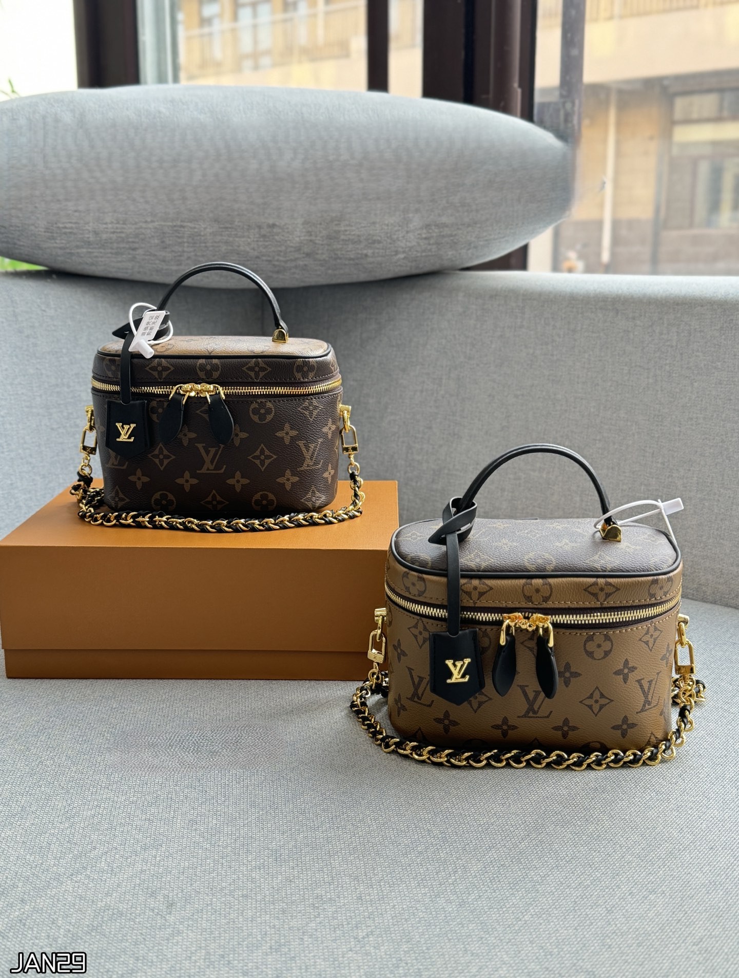 GUCCI Gold Bees and Web Monogram Ace Low-top Sneakers - KAIROO