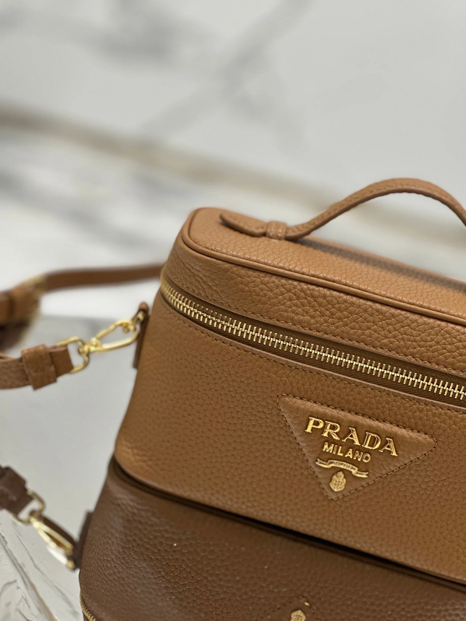 Prada VANITY CASE 18 IN RUSSET BROWN GRAINED CALFSKIN GOLD HARDWARE