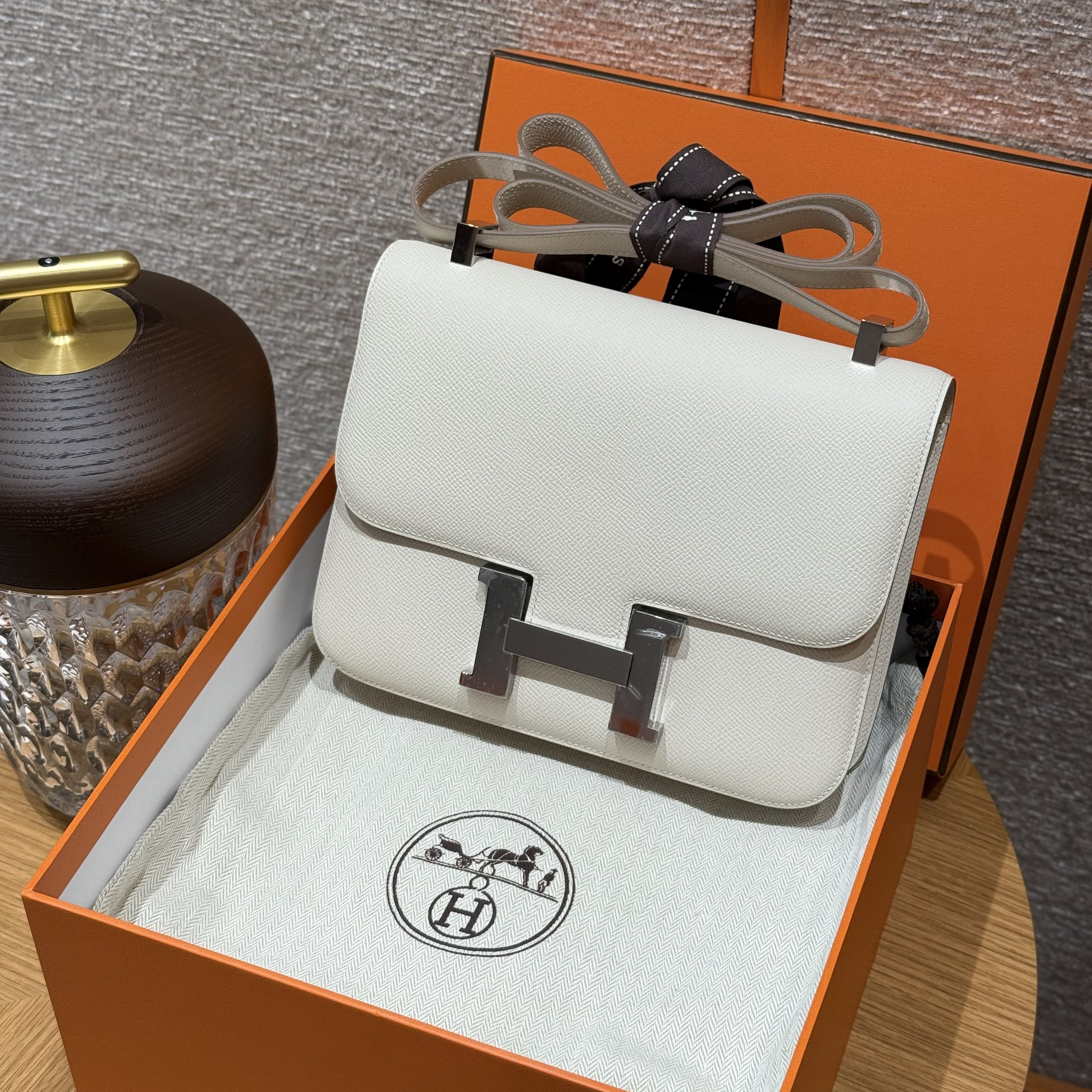 Hermes Craie Epsom Constance 24