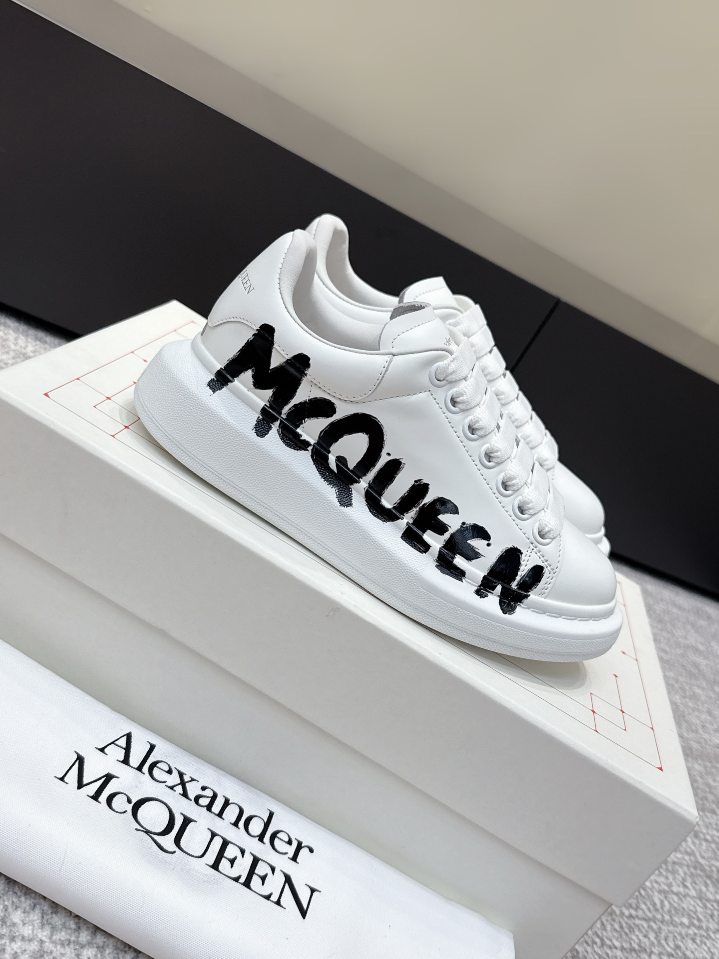Alexander McQueen Oversized Unisex Sneaker