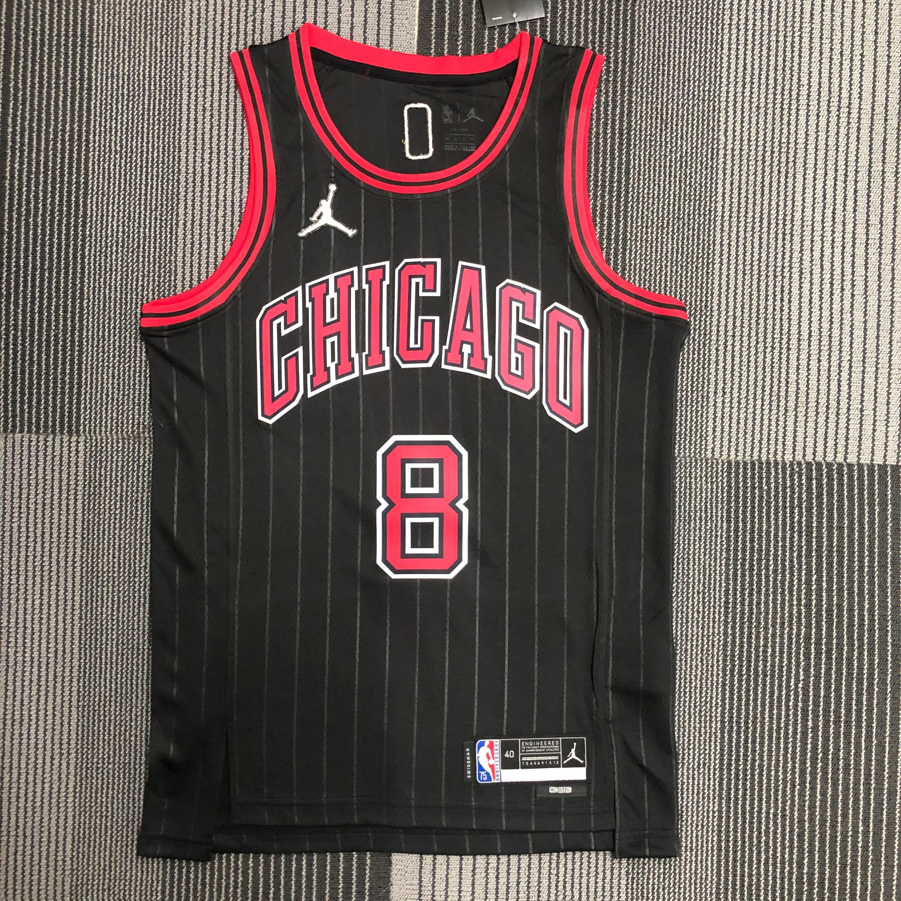 75th Anniversary Chicago Bulls Flyer Edition No.8 Lavine