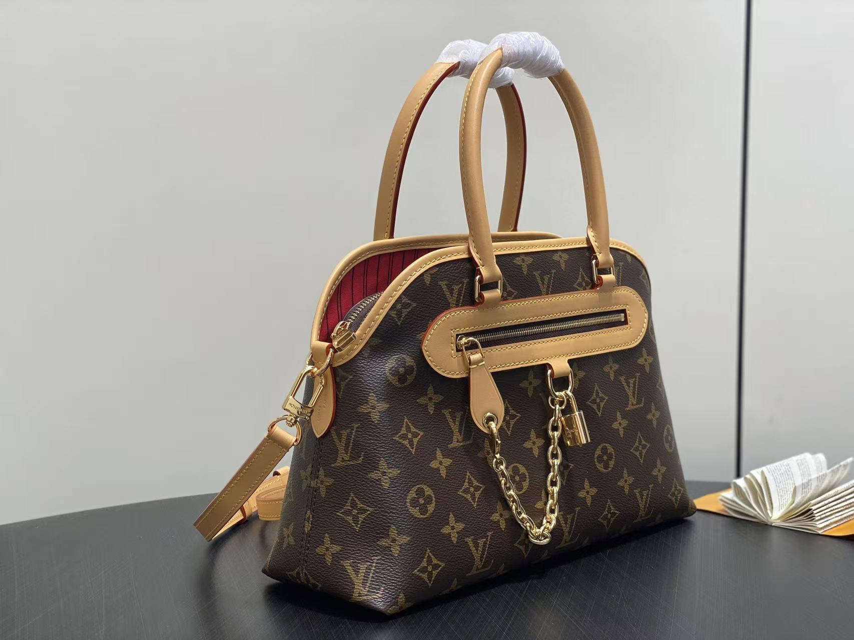Louis Vuitton LV new Ever More PM tote bag