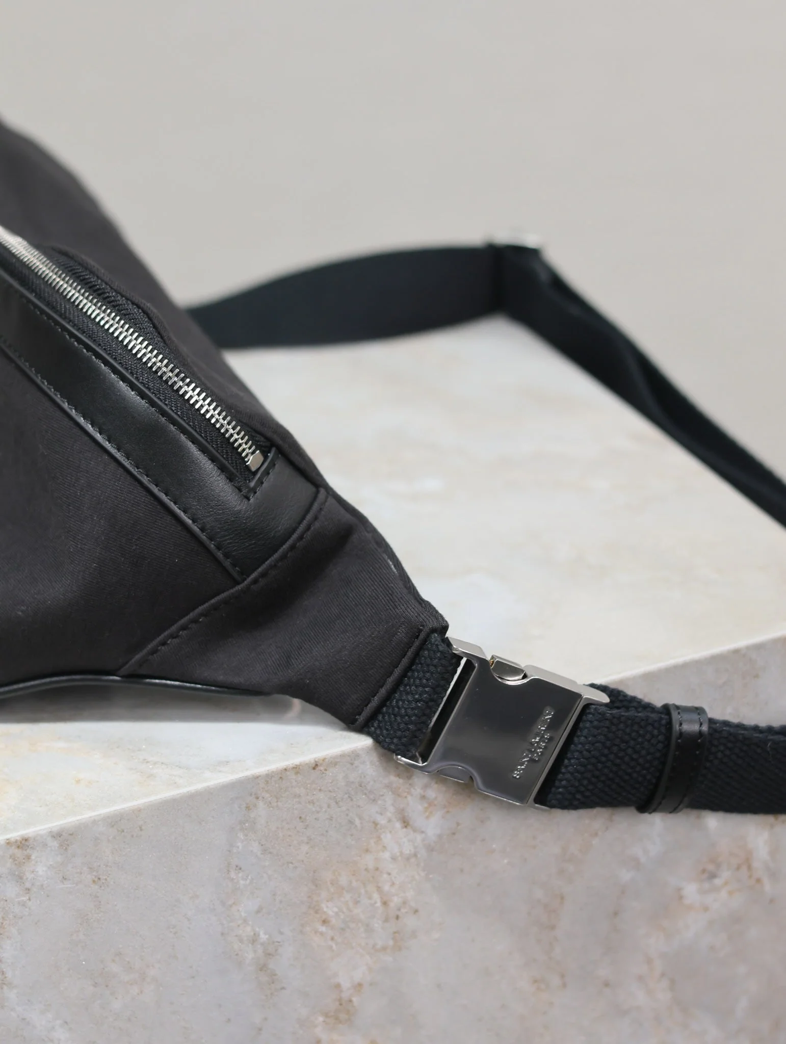 Saint Laurent YSL Classic Bag 26cm Black Leather-Trimmed