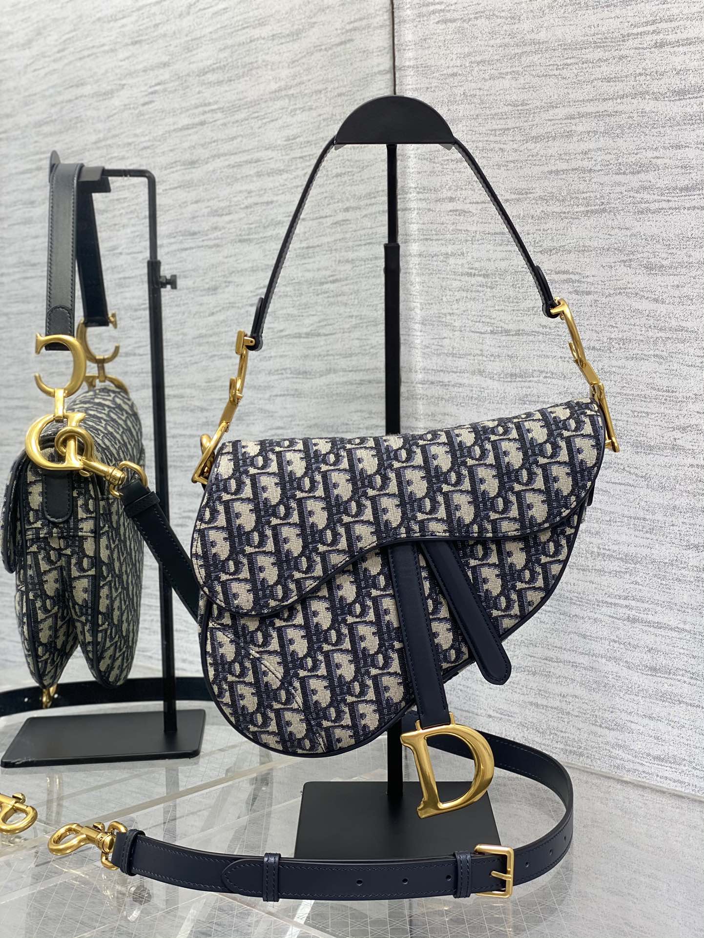 Dior Saddle Bag With Strap in Blue Oblique
