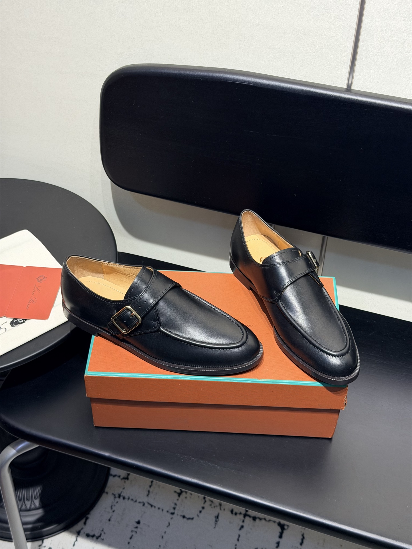 Loro Piana Classic Unisex Leather Loafer