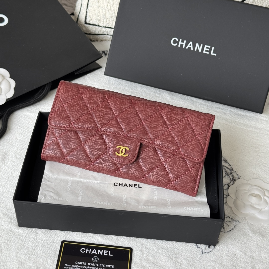 Chanel Classic Large Flap Wallet in Burgundy Grained leather Gold-Tone Metal