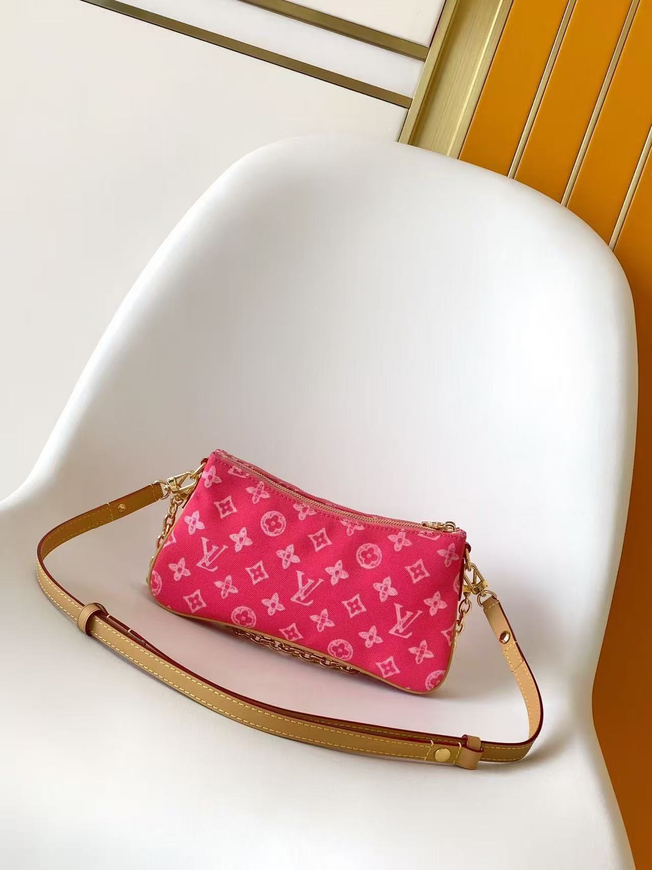 Louis Vuitton LV POCHETTE  Bag