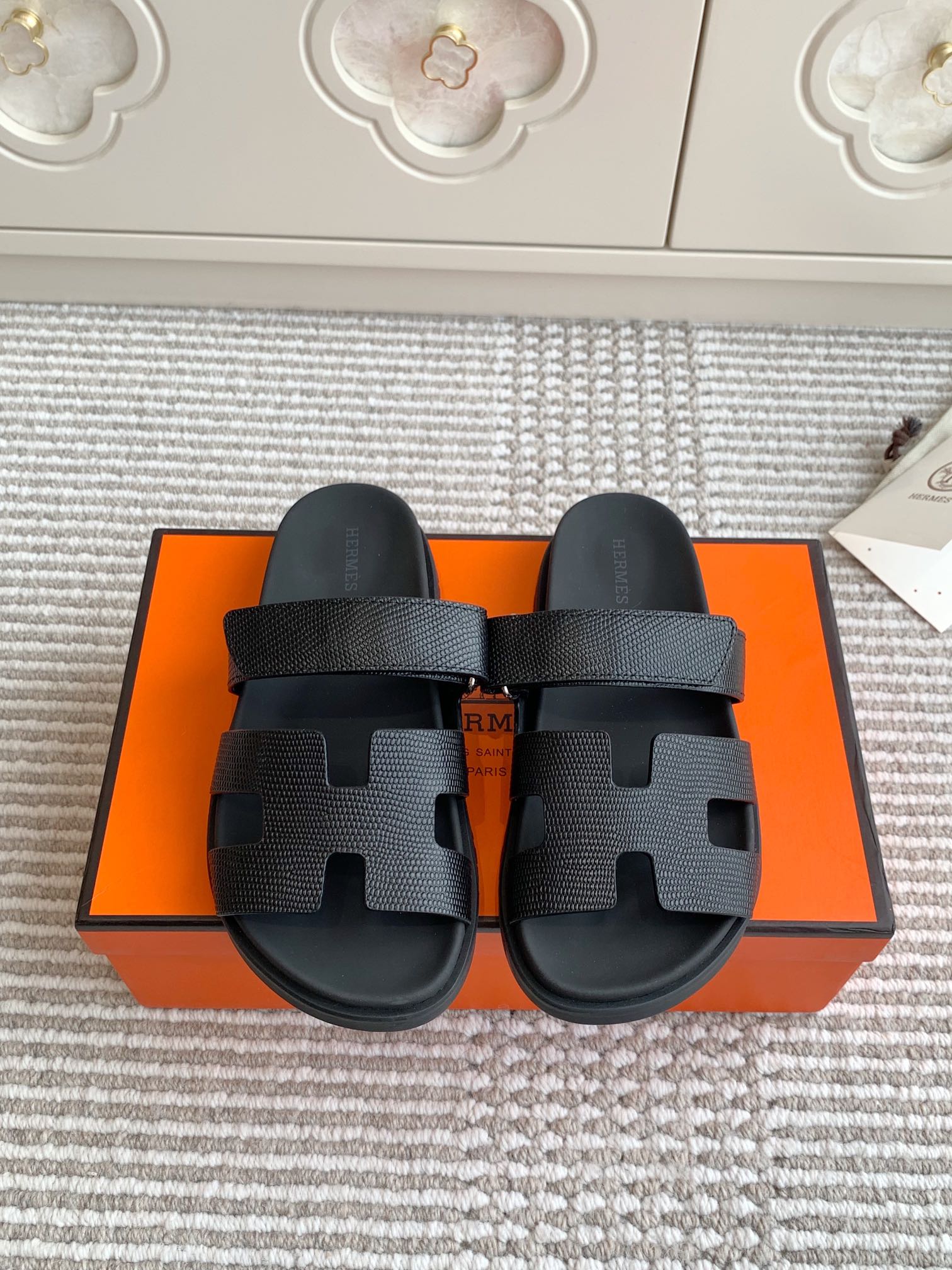Hermes Chypre Unisex Leather Sandal