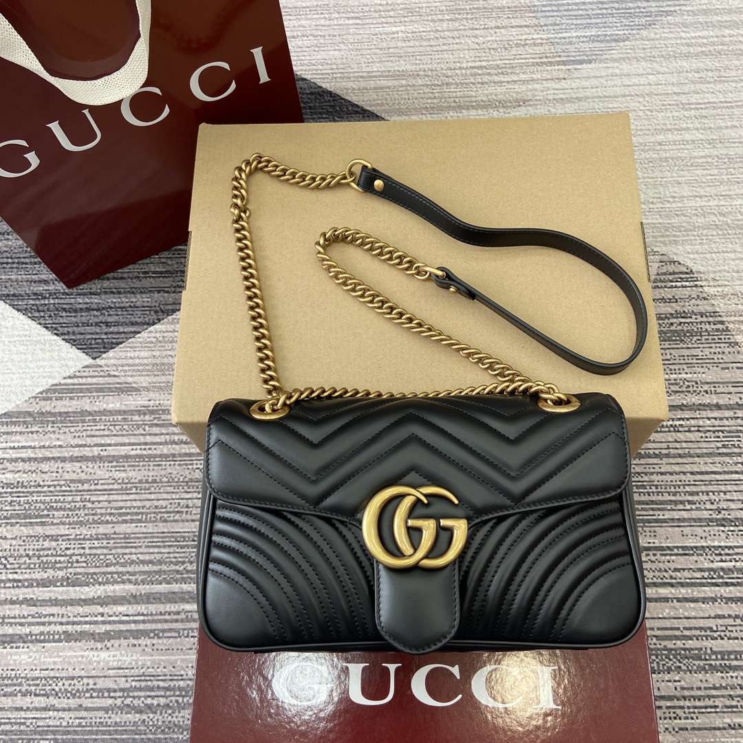 GG Marmont medium shoulder bag 443497