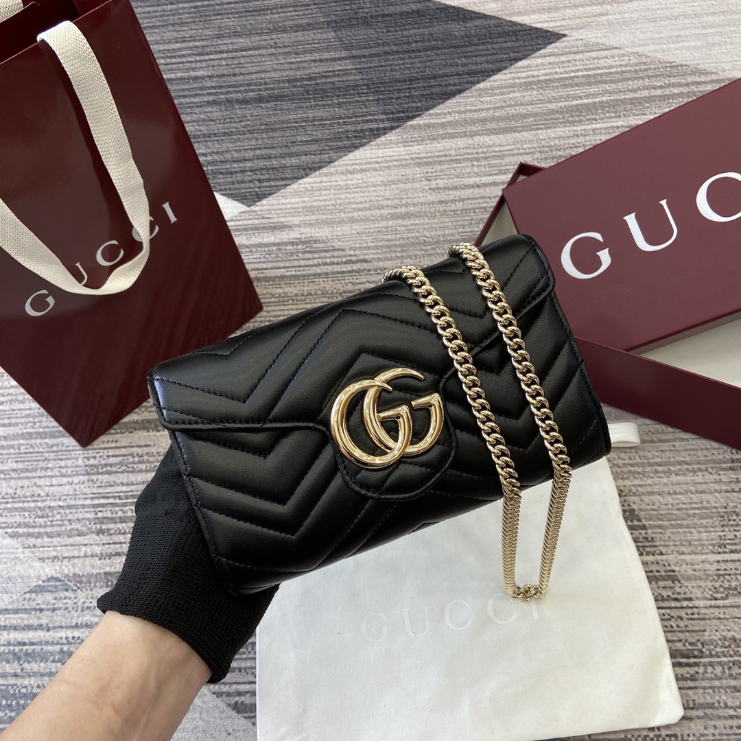 Gucci GG Marmont wallet on chain 837745