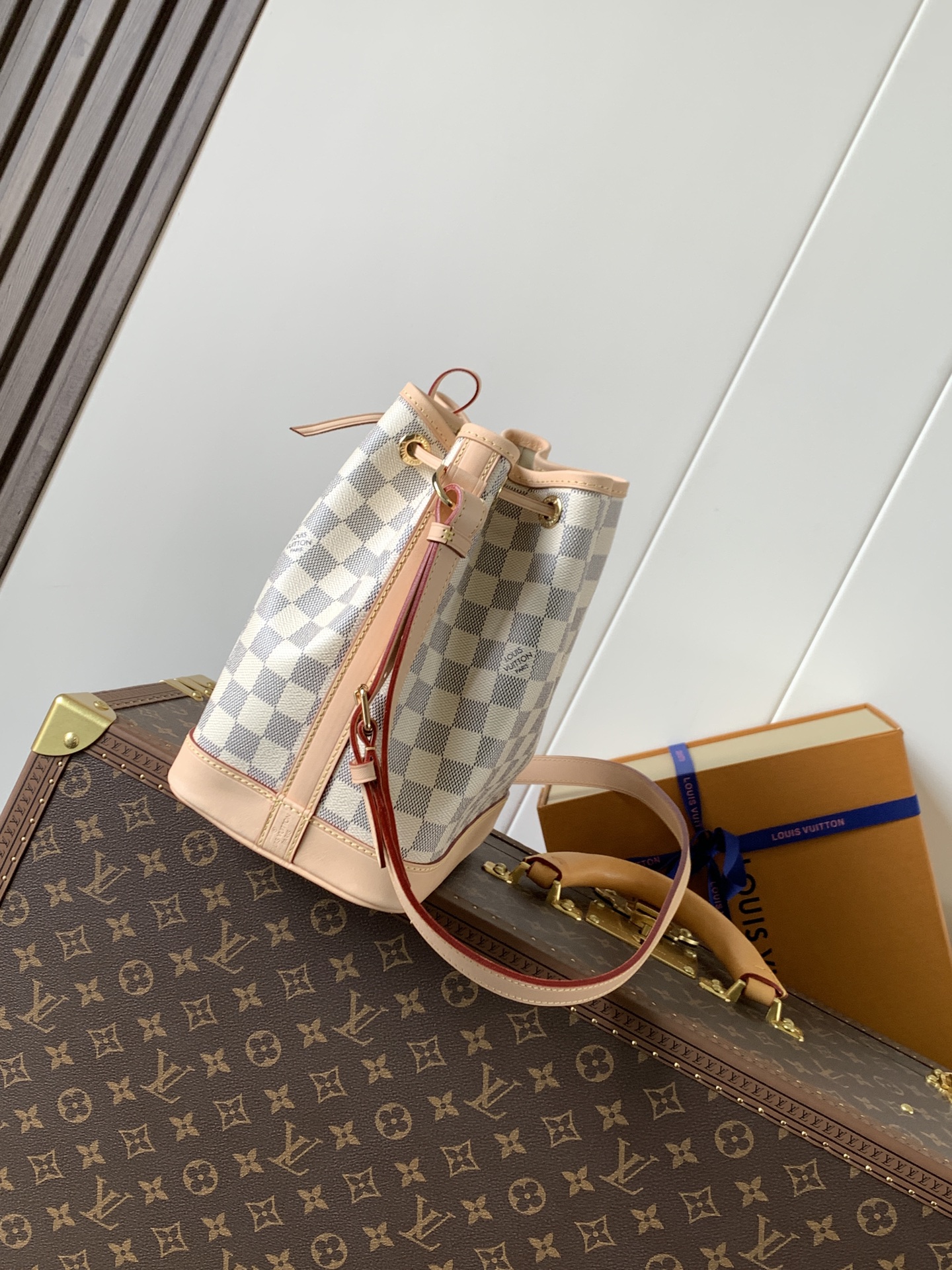 N40594 Noé BB bucket bag in Damier Azur Canvas