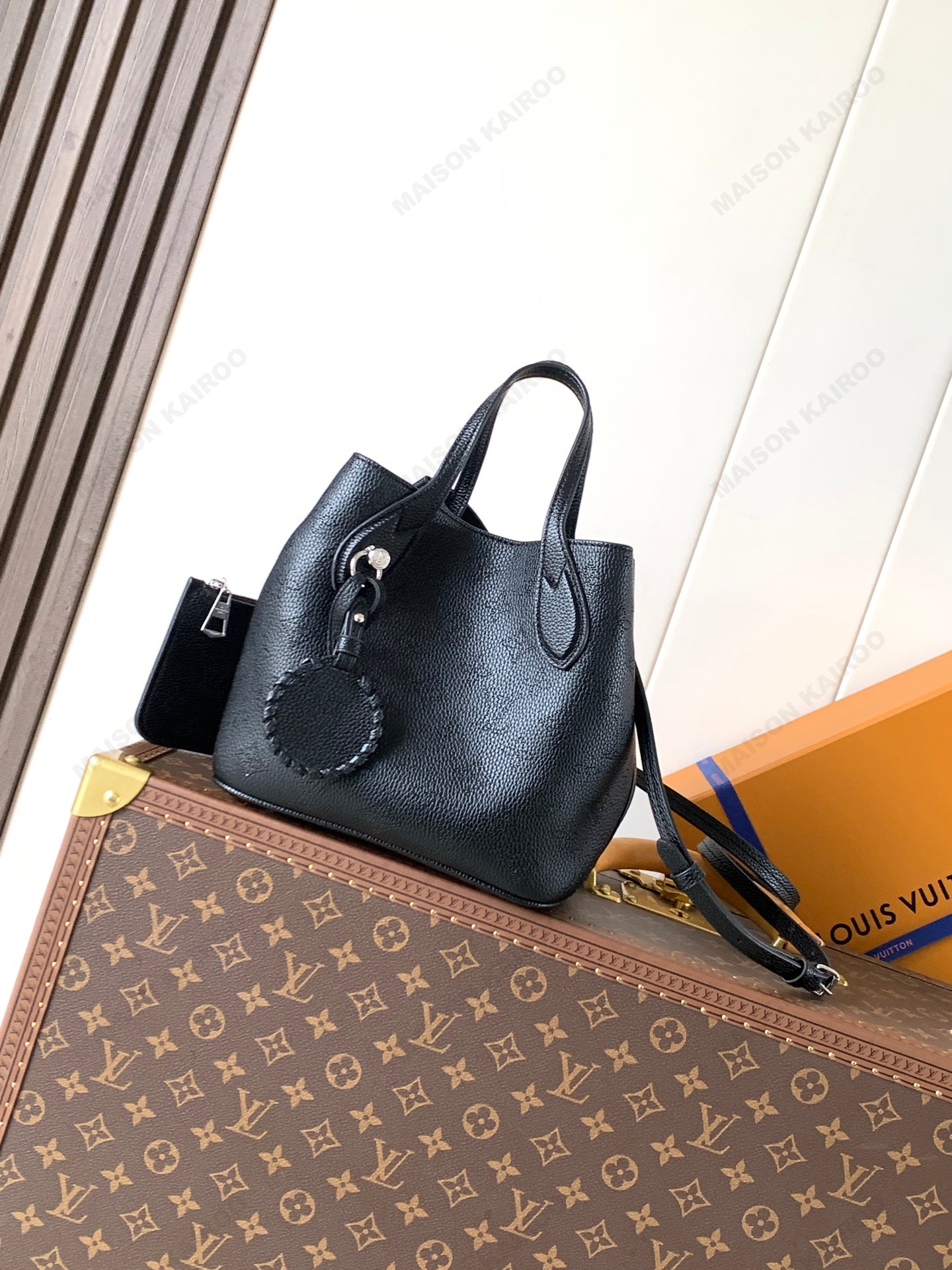 【10A】Louis Vuitton LV Mahina Blossom PM&MM Black Dense Perforated Monogram Leather Basket Handle Tote Bag - KAIROO