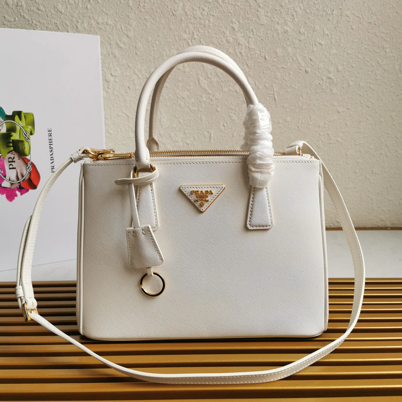 Prada GALLERIA 28 BAG IN WHITE SAFFIANO LEATHER