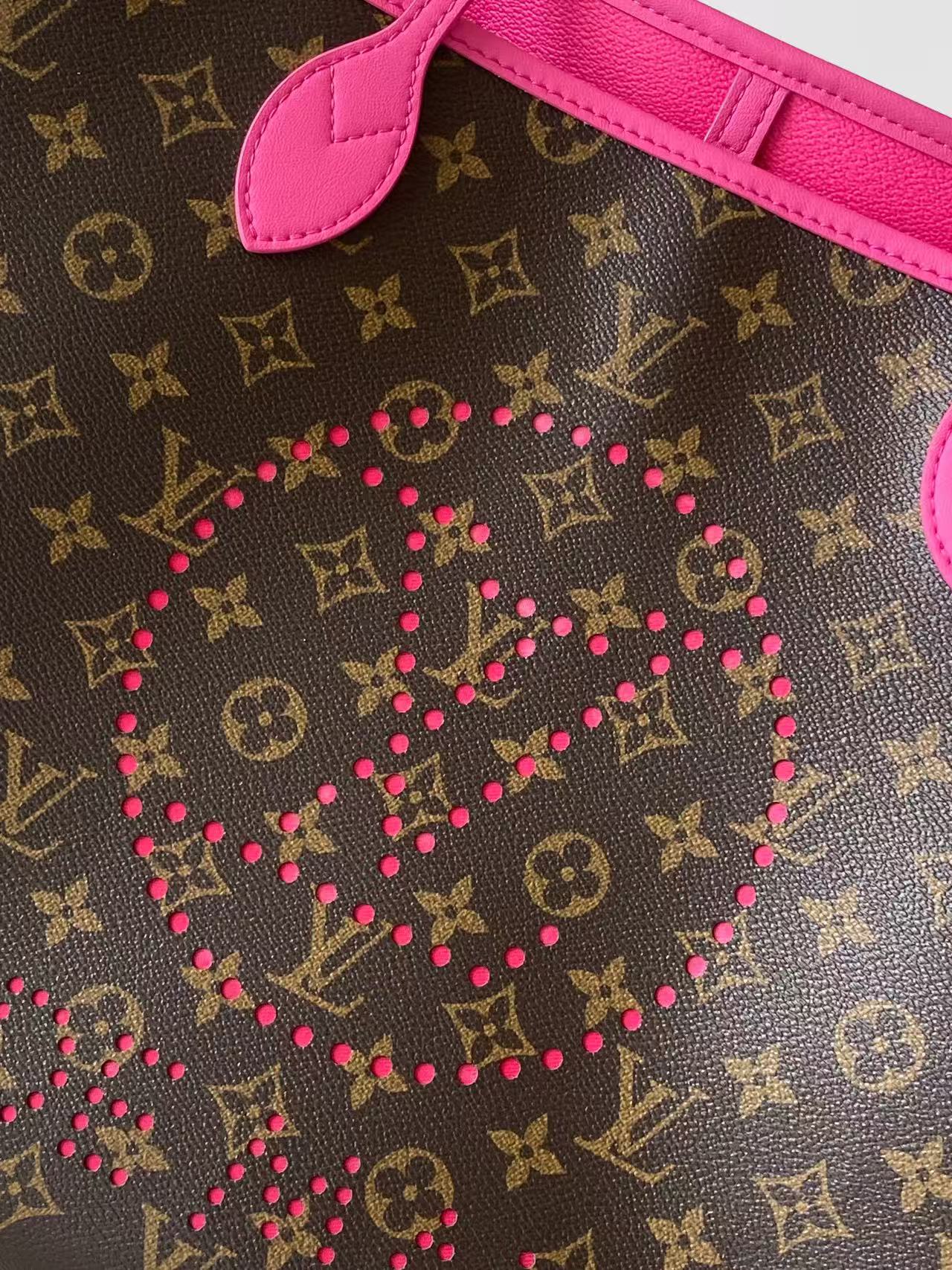 Louis Vuitton new Neverfull classic handbag