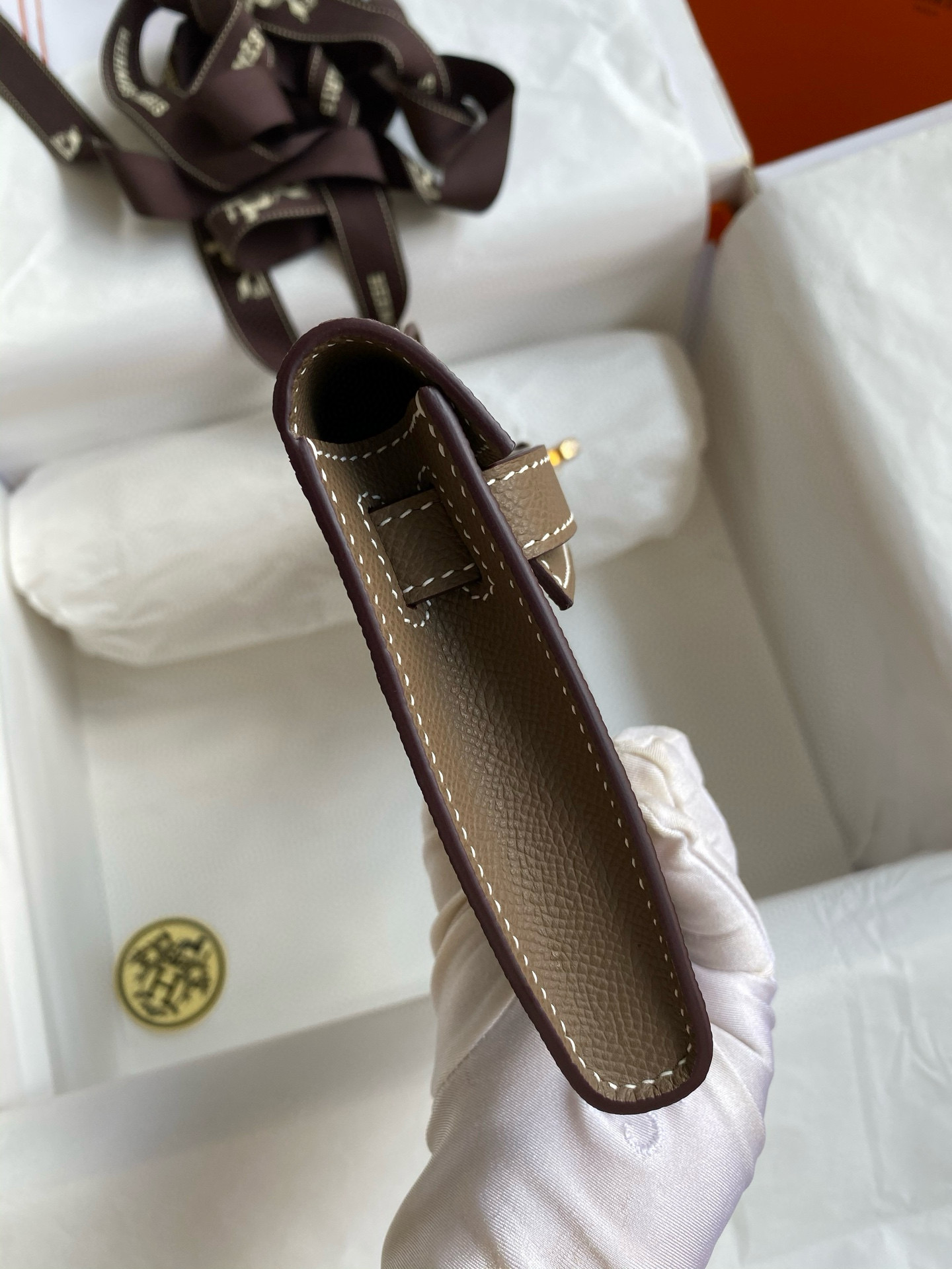 Hermes Etoupe Epsom Kelly Cut clutch Gold Hardware