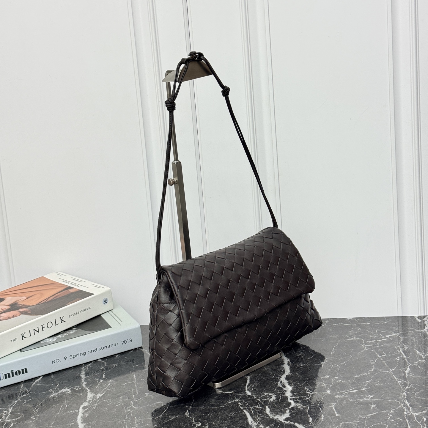 Bottega Veneta Giorno Flap Bag in Fondant Intrecciato leathe