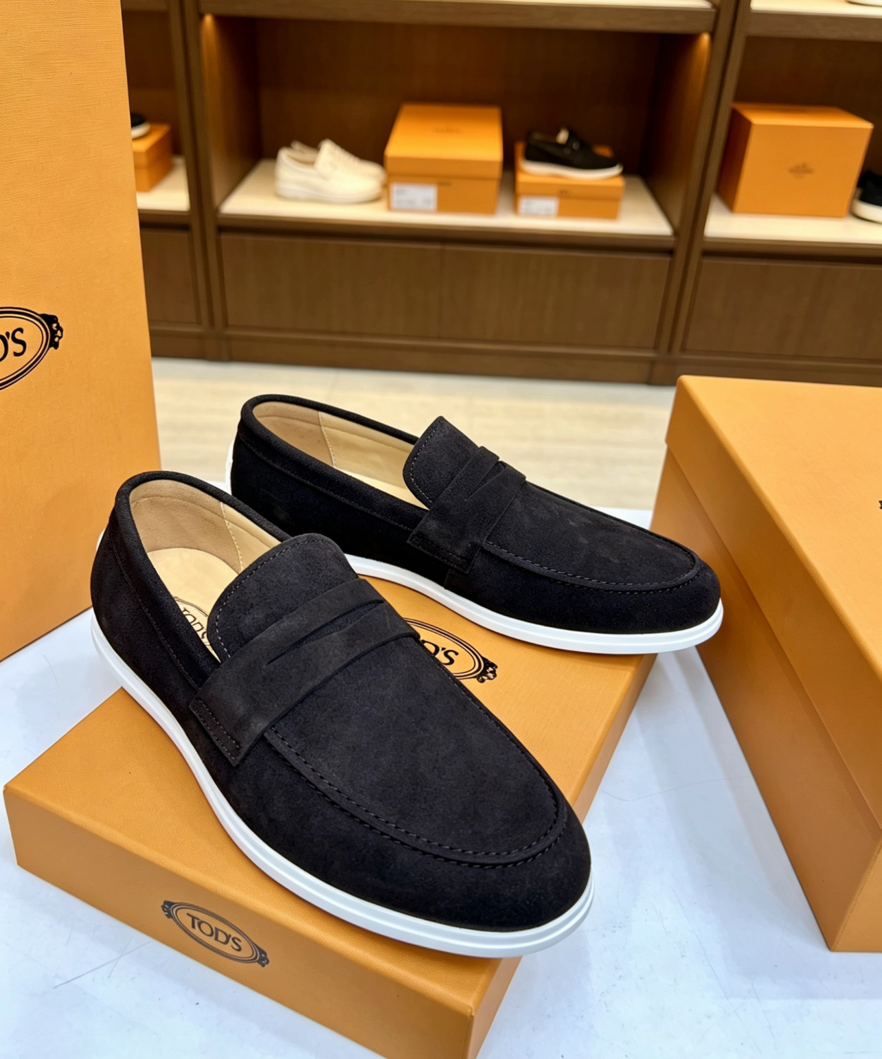 Tods Men's Suede Loafer
