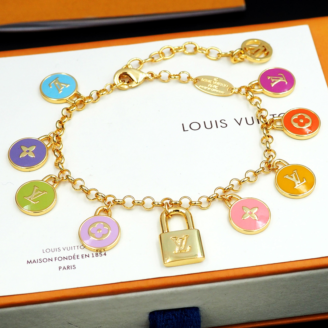 LV Women's fashion bracelet