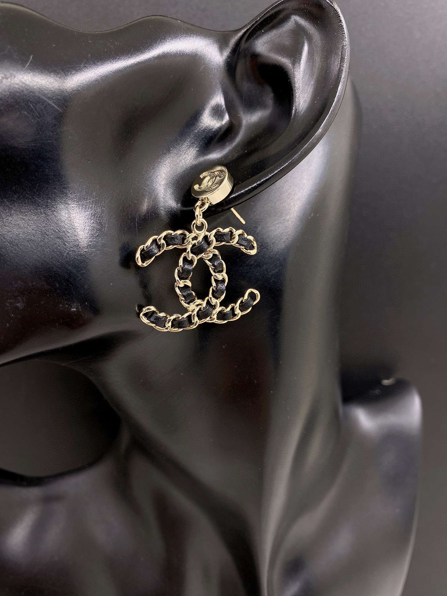 Chanel Fashion Earrings