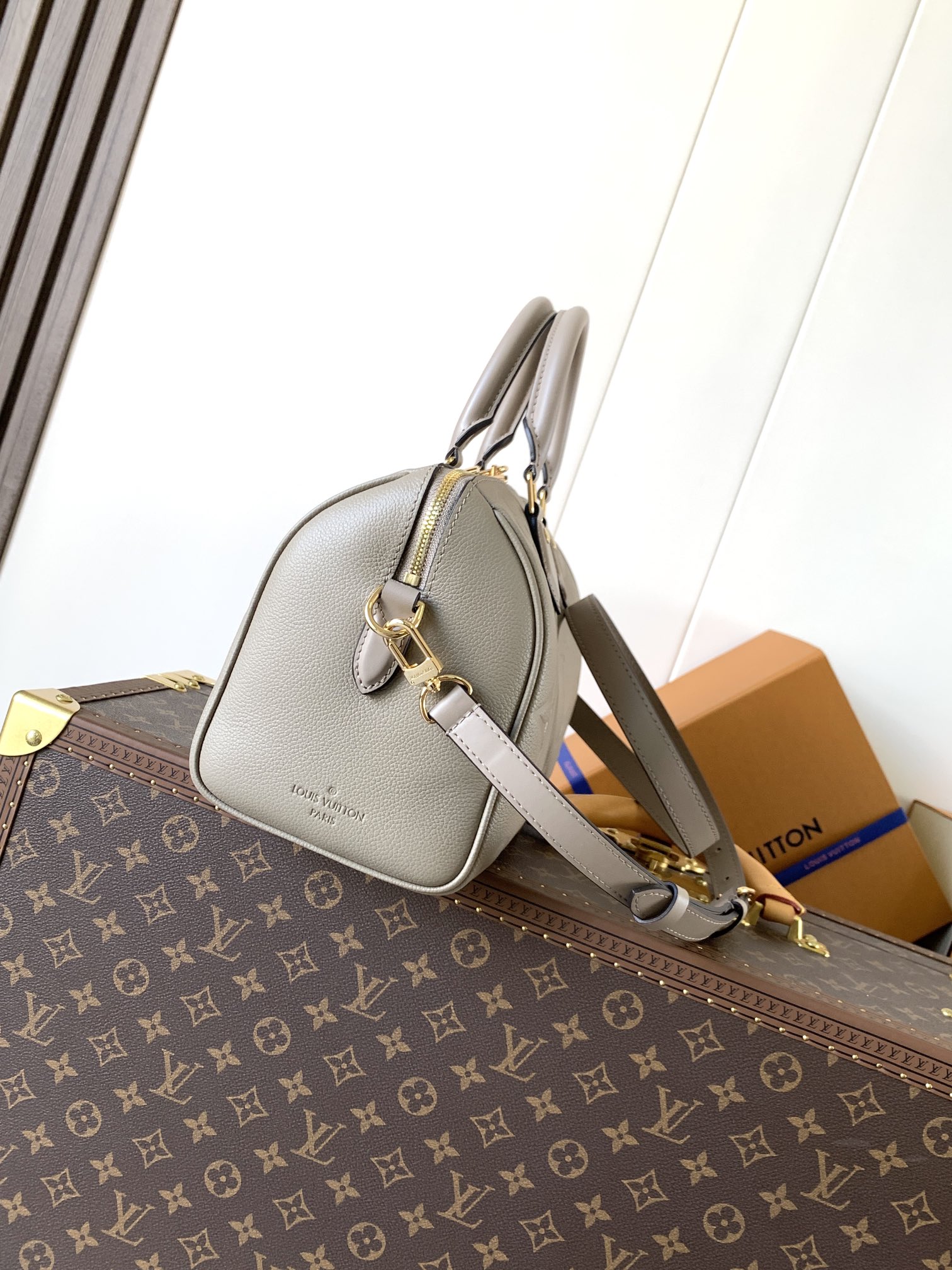 M59273 Speedy Bandouliere 25 in Tourterelle Monogram Empreinte Leather
