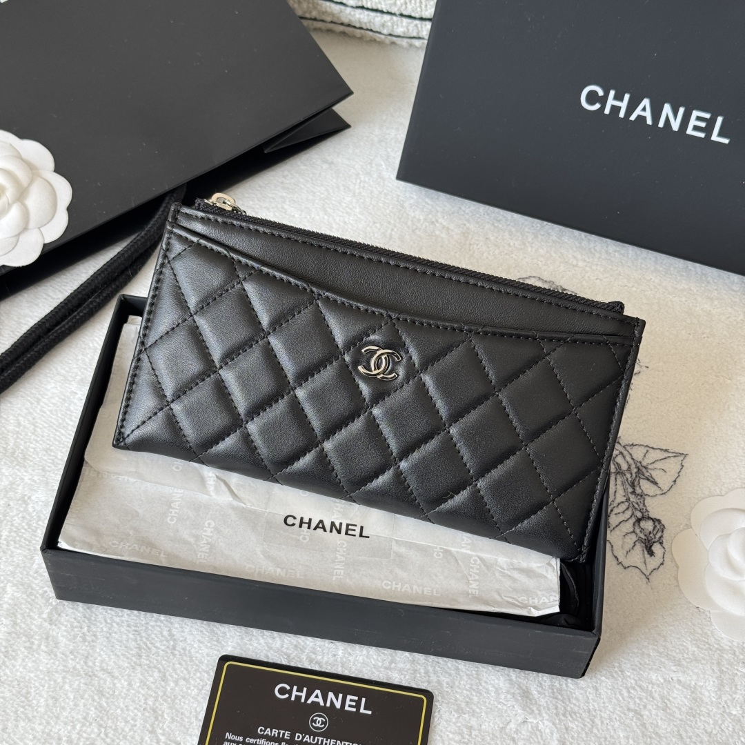 Chanel Zipped Long Wallet in Black Lambskin