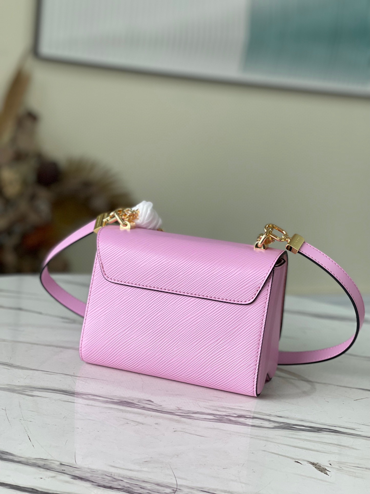 Louis Vuitton LV Twist MM M59405