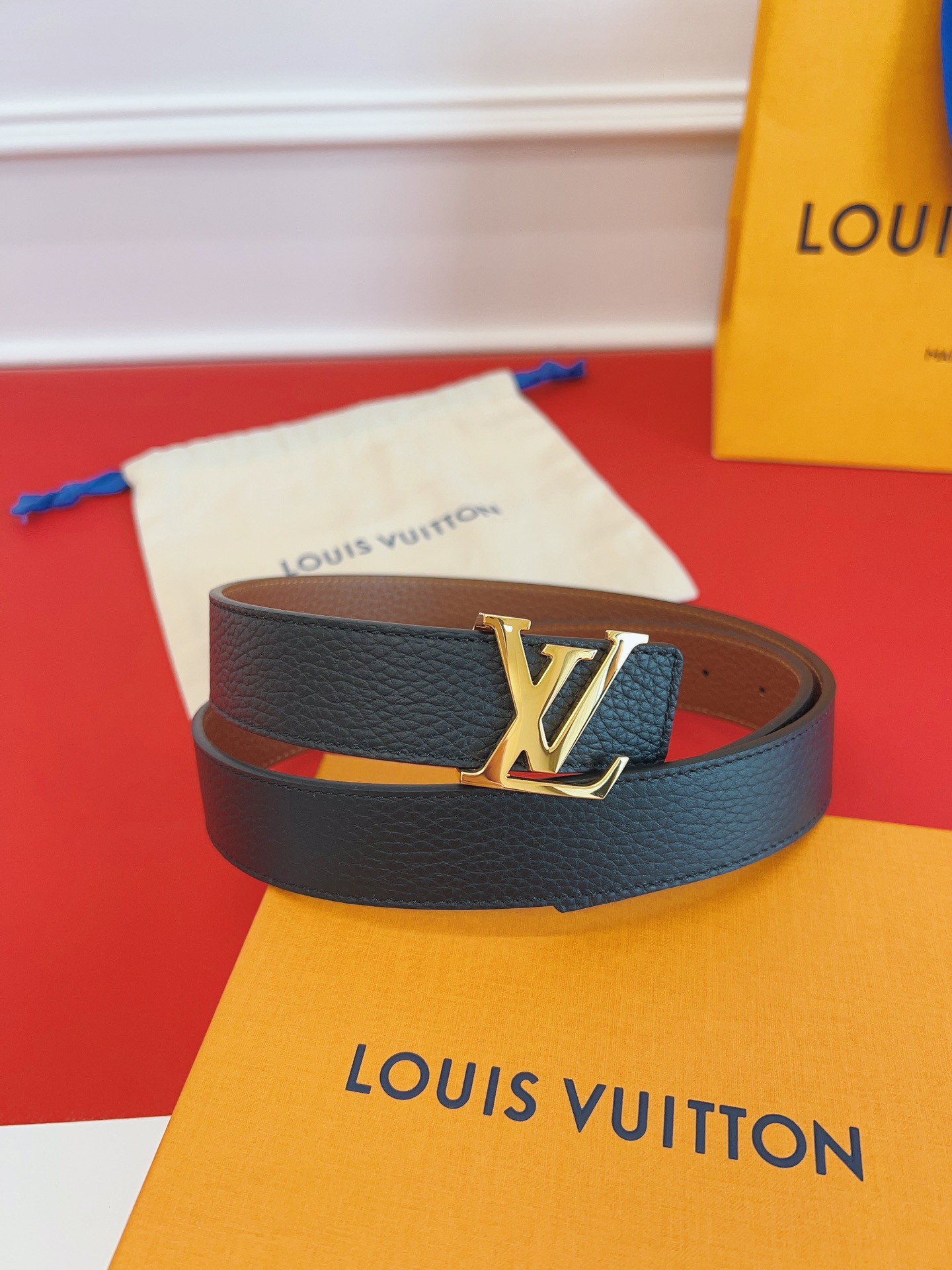 LV Initial Reversible Belt 3.0cm
