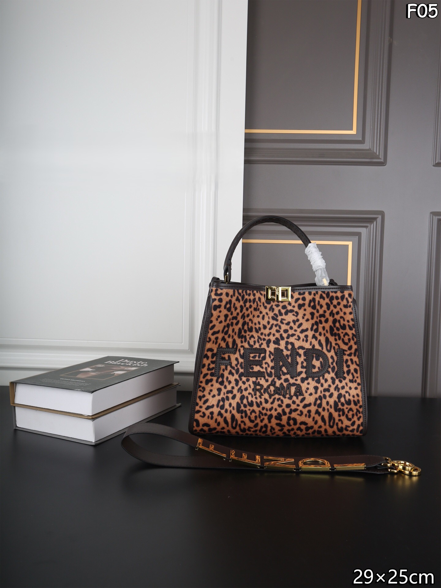 Fendi Leopard Print Peekaboo Satchel Iseeu Medium Handbag - KAIROO