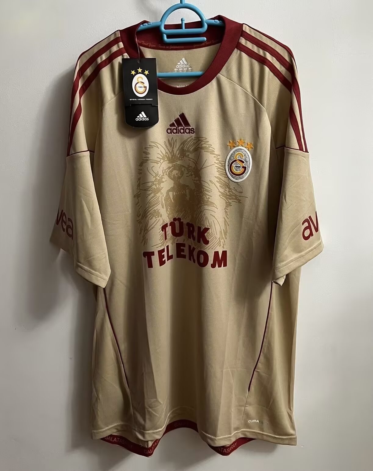 Retro 2010/11 Galatasaray Away  Kit S-4XL
