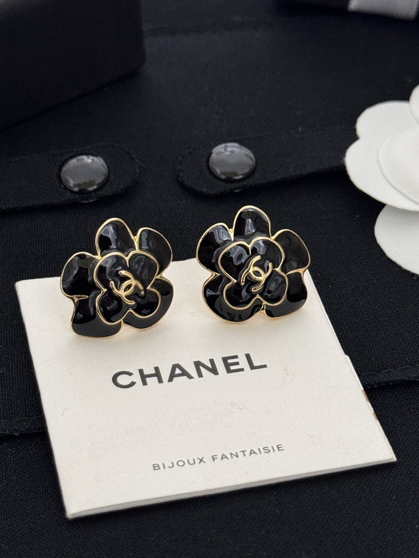 Chanel Fashion Earrings