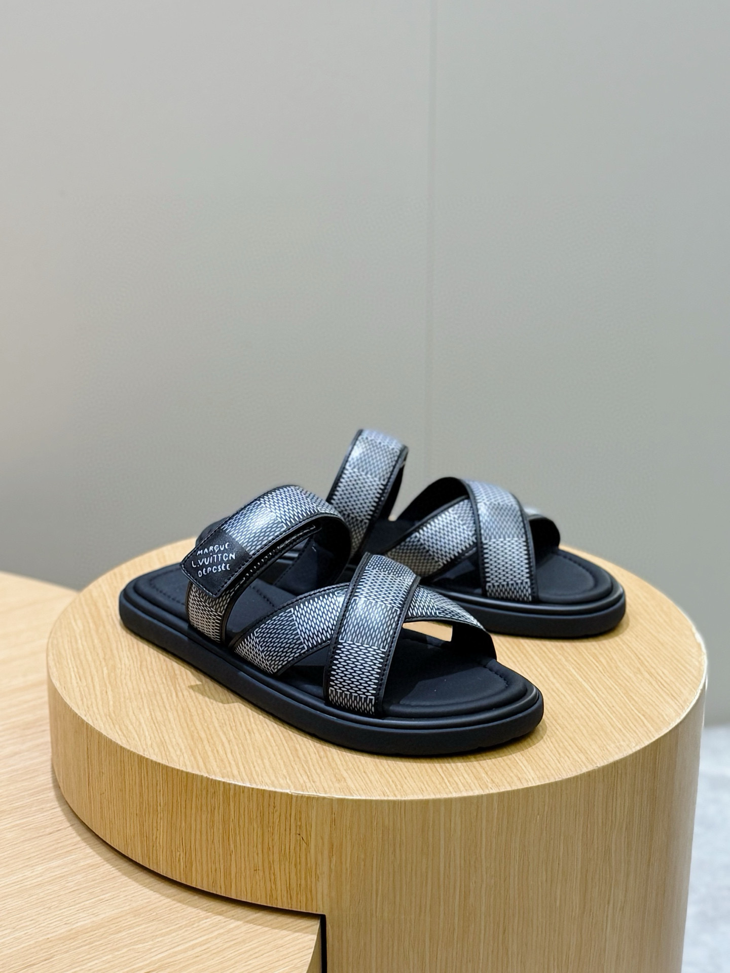 Men's LV Vernice Sandals