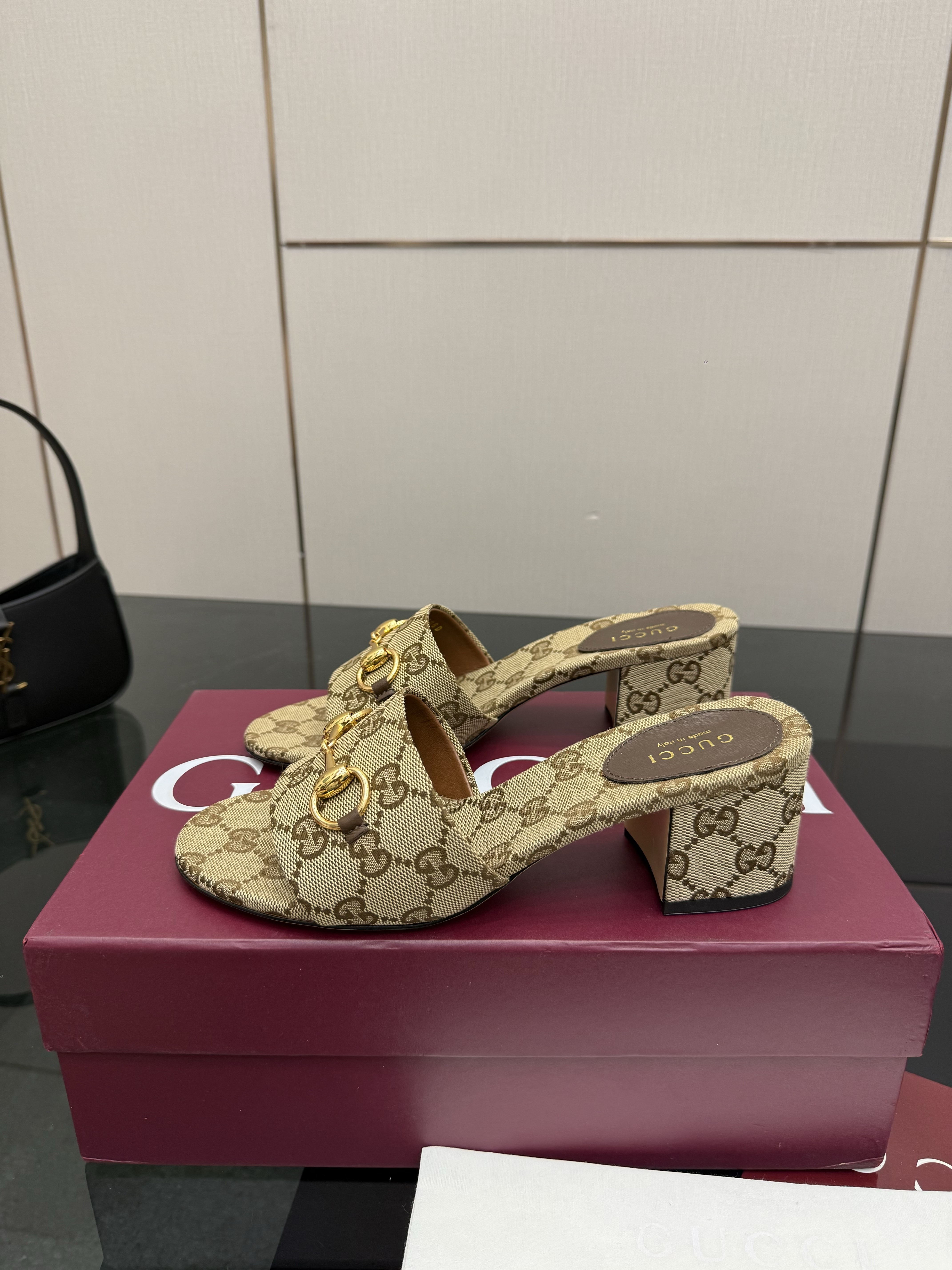 Women's Gucci Horsebit Heeled Slides