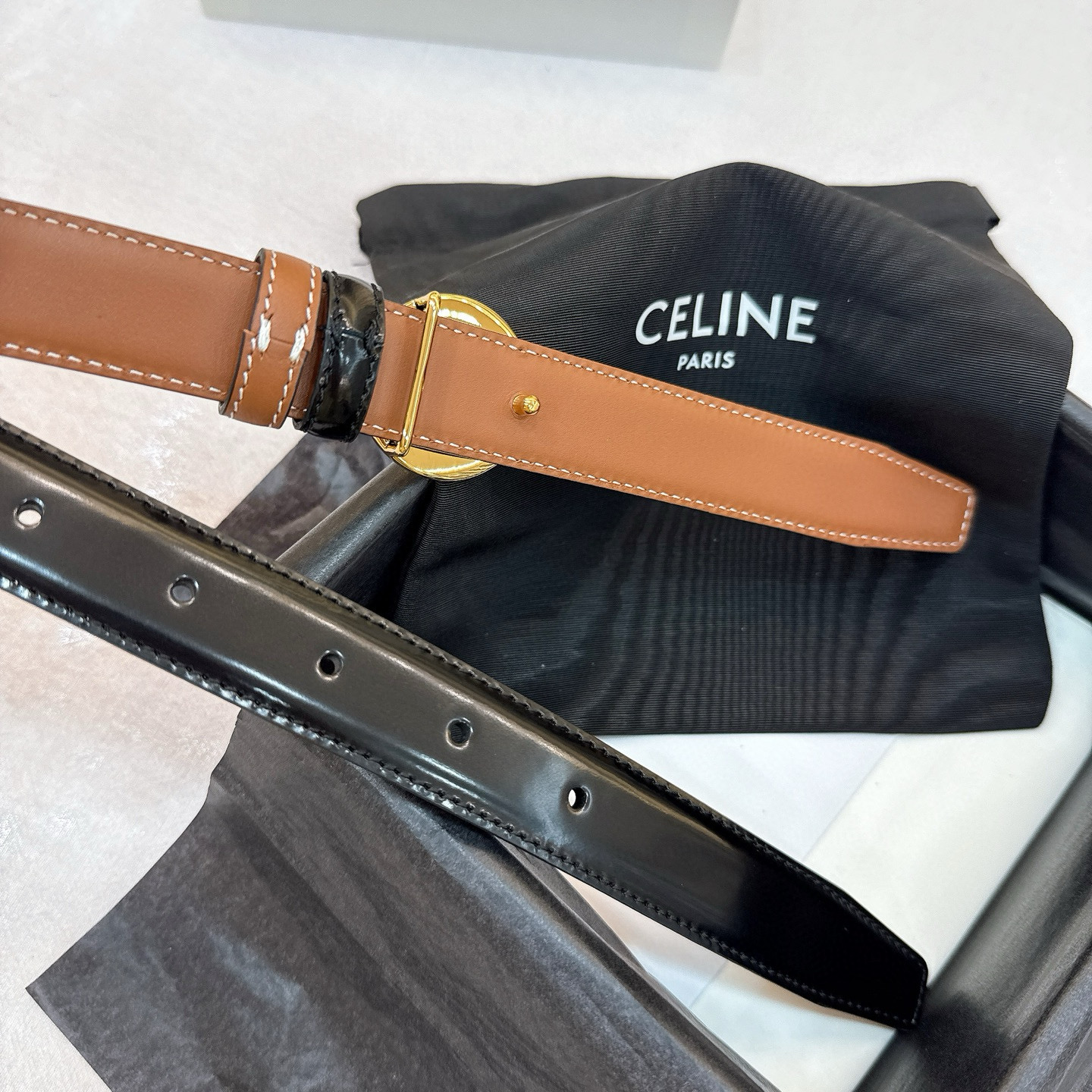 Celine Disc Buckle reversible Leather Belt 2.5cm