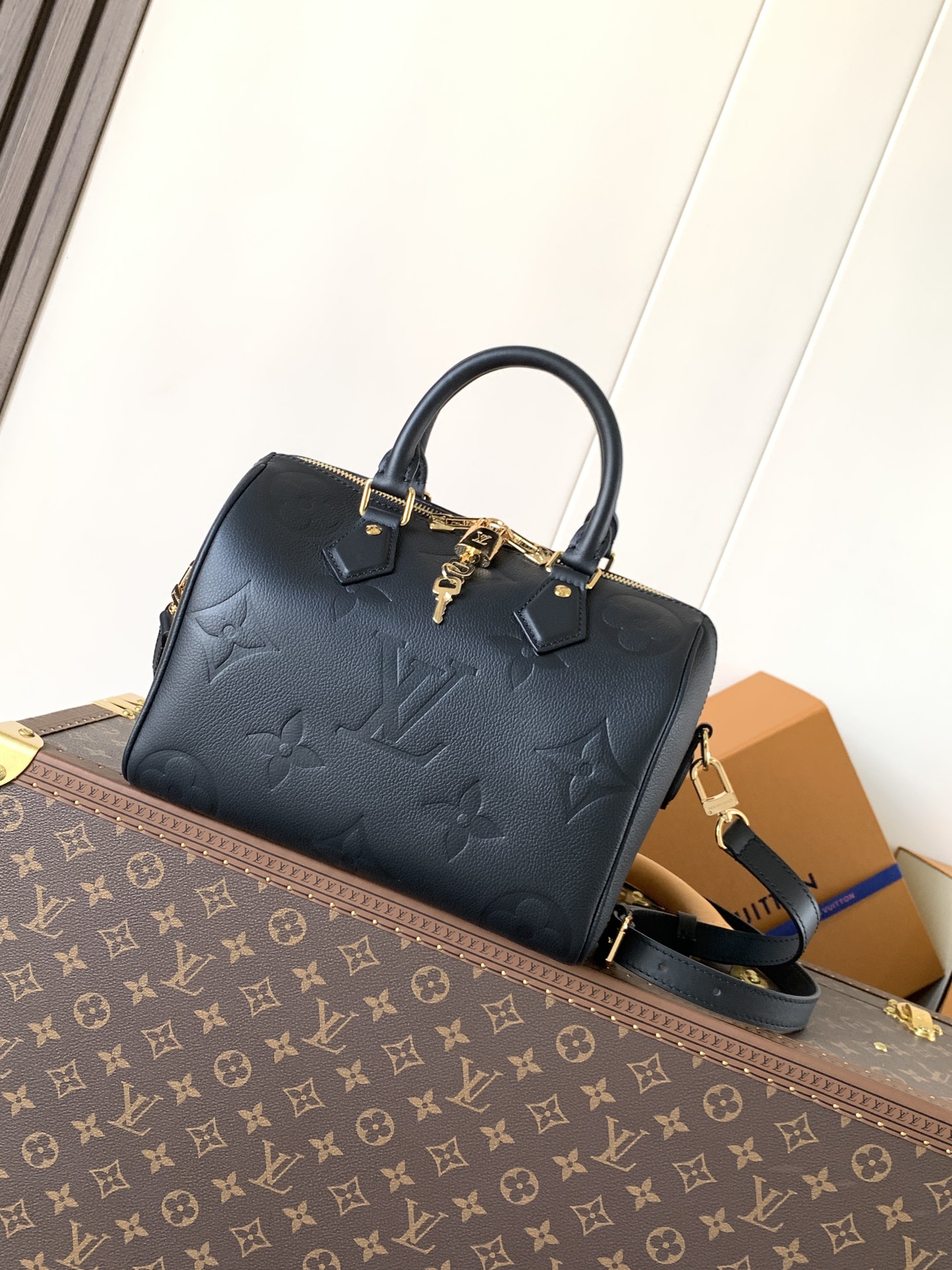 M58951 Speedy Bandouliere 25 in Black Monogram Empreinte Leather