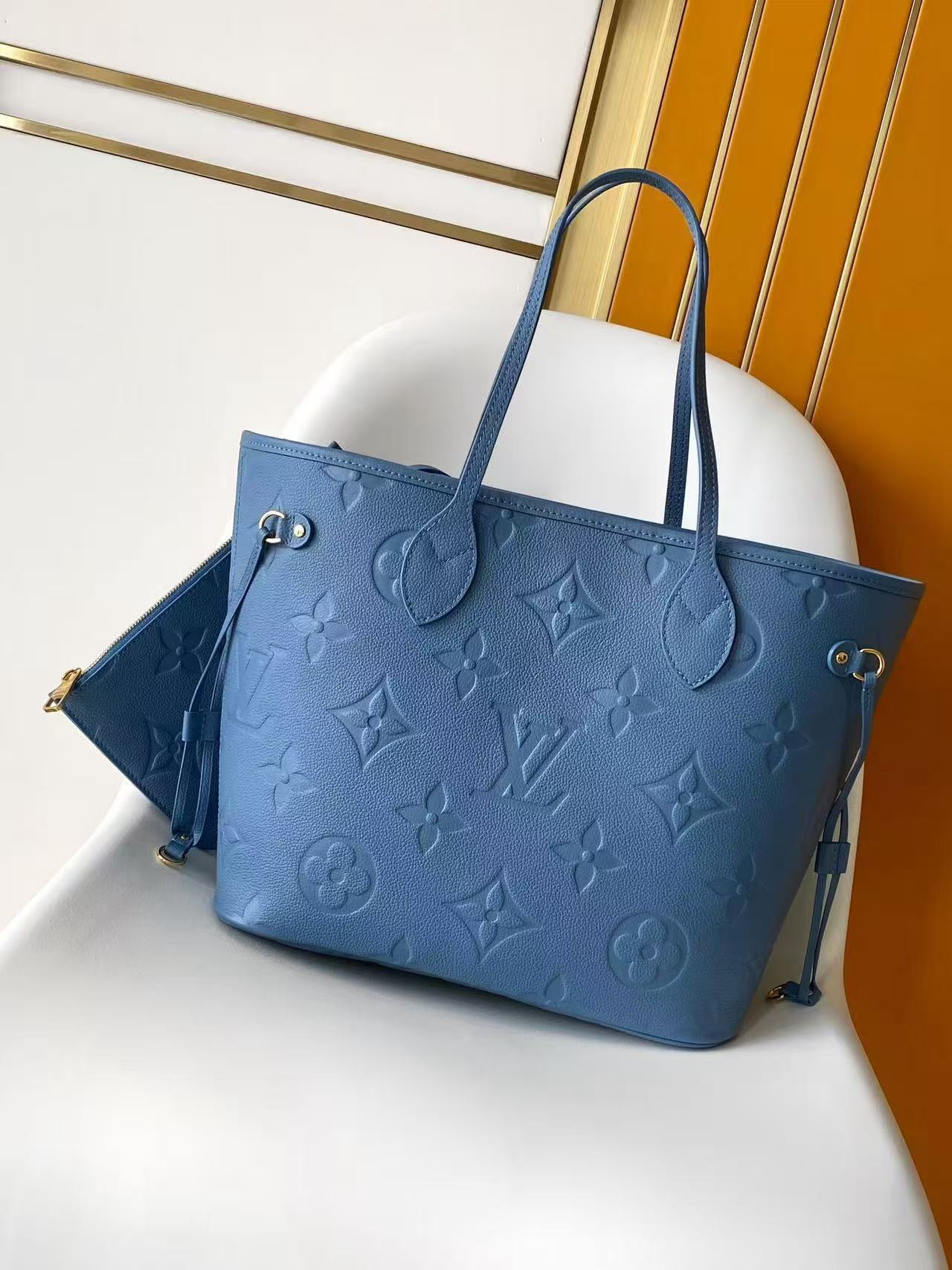 Louis Vuitton LV 2026 M46482 Hazy Blue Neverfull Bag
