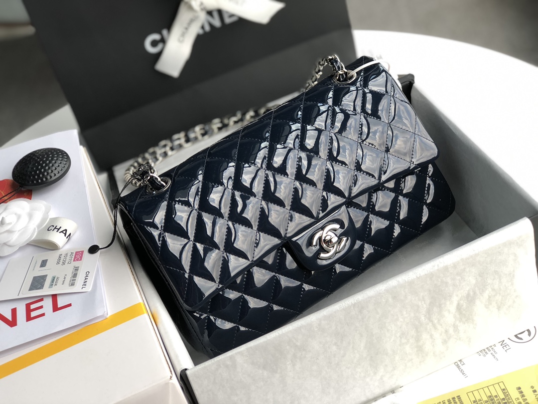 Chanel Classic 11.12 Handbag in Navy Blue Patent Leather