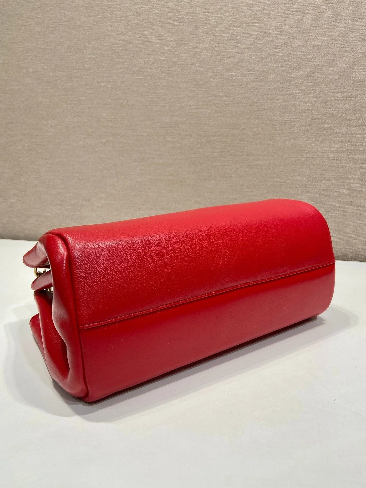 Prada Tumulte bag 24 red leather 280840