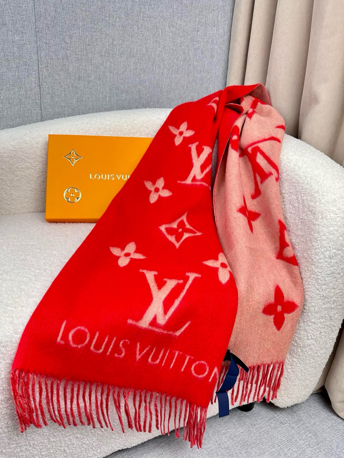 Louis Vuitton LV Reykjavik Monogram Scarf