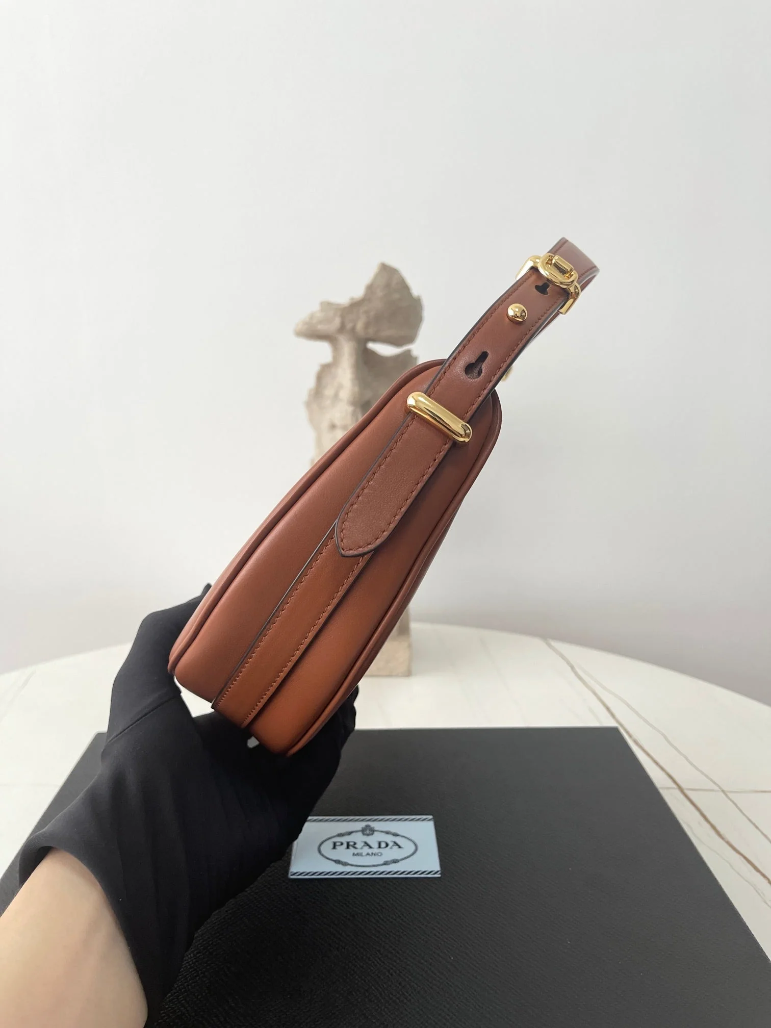 Prada ARQUÉ 22 SHOULDER BAG IN COGNAC BROWN LEATHER