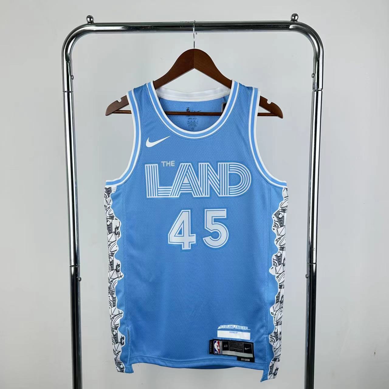 25 Season Cleveland Cavaliers City Edition #45
