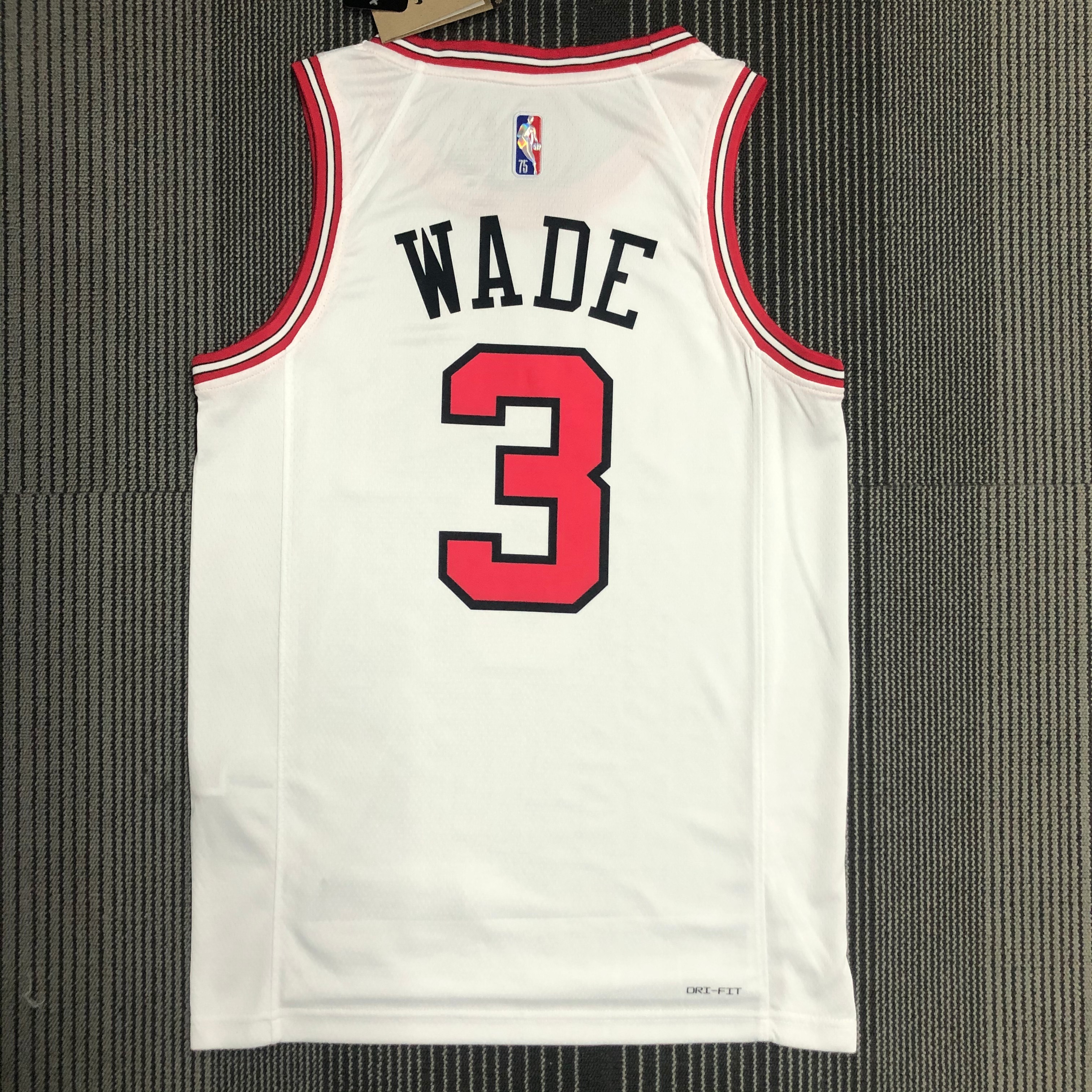 75th Anniversary Chicago Bulls White Edition No.3 Wade