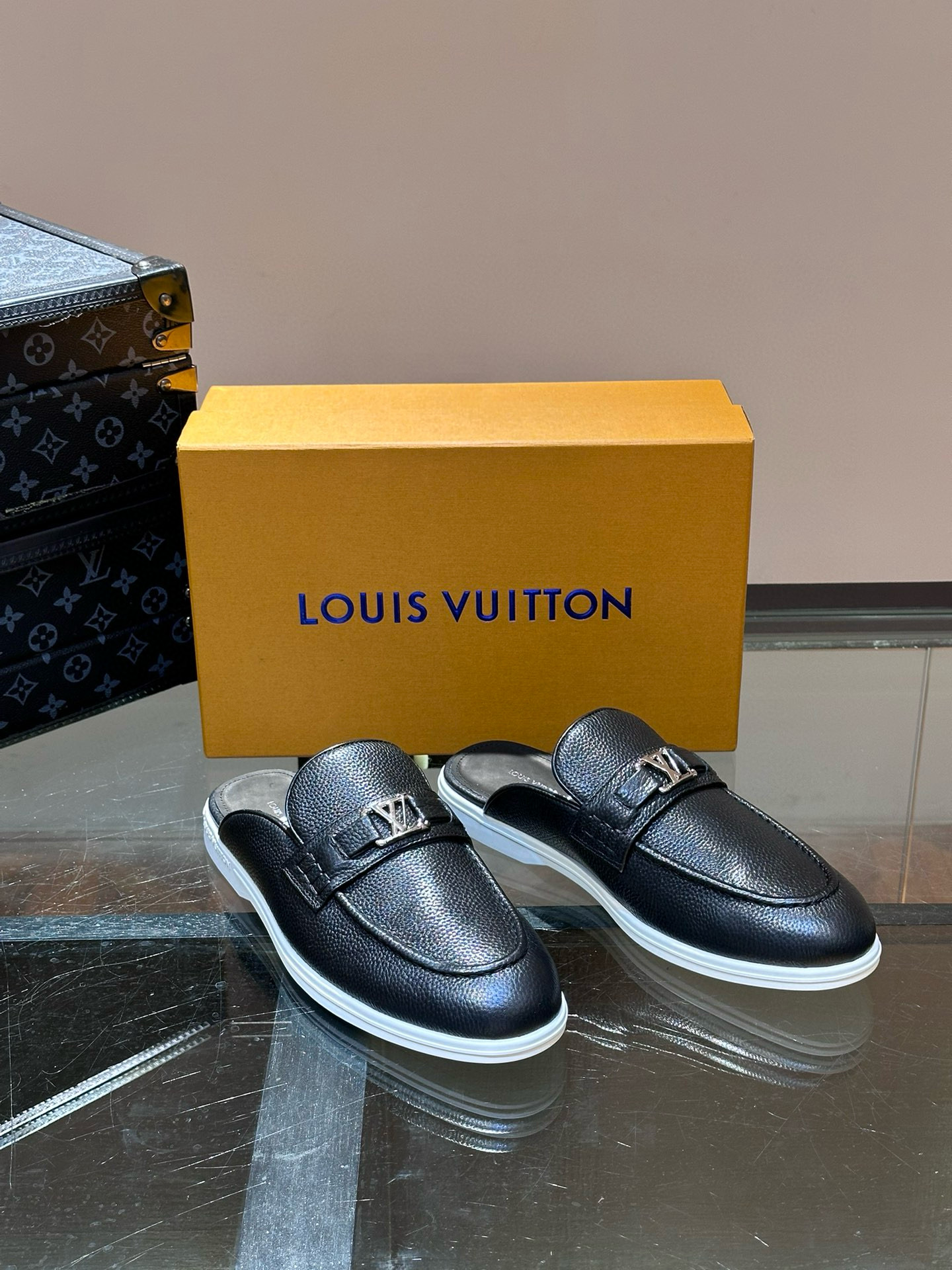 Men's LV Estate Mule