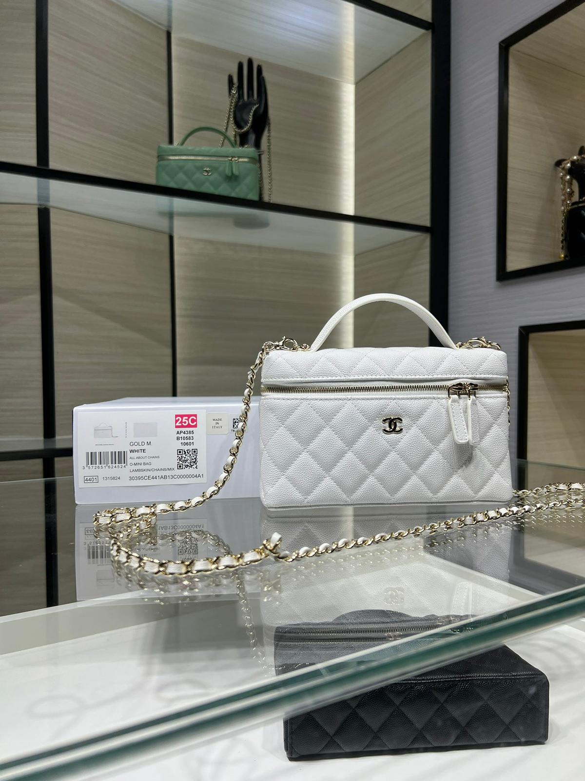CHANEL Caviar Skin Vanity bag