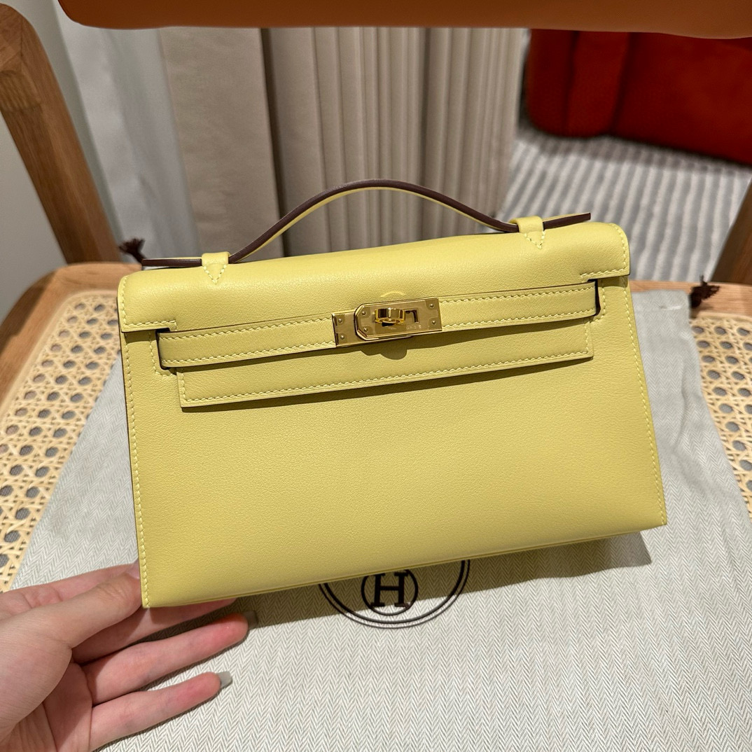 Hermes Jaune Poussin Swift Kelly Pochette