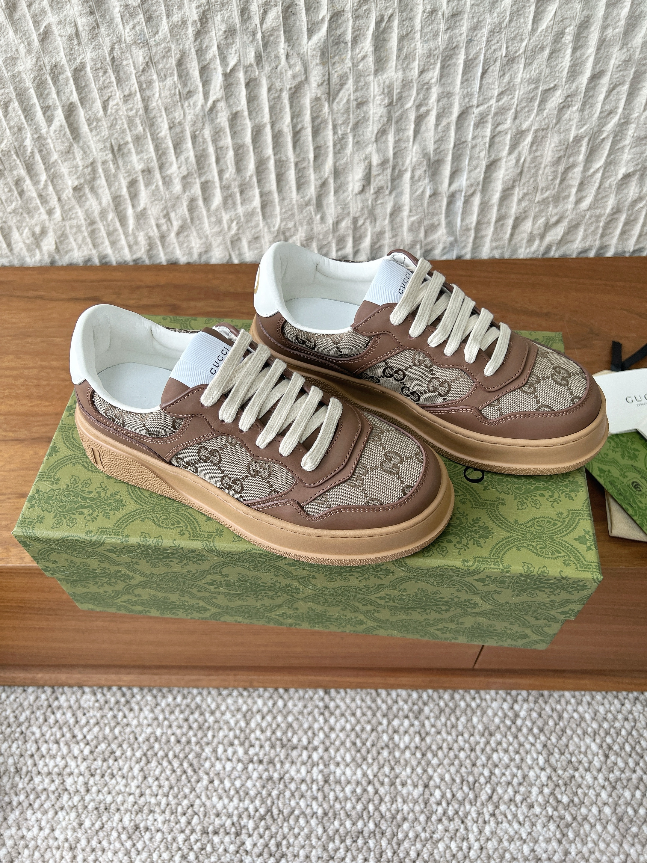 Unisex Gucci GG Chunky Sneaker