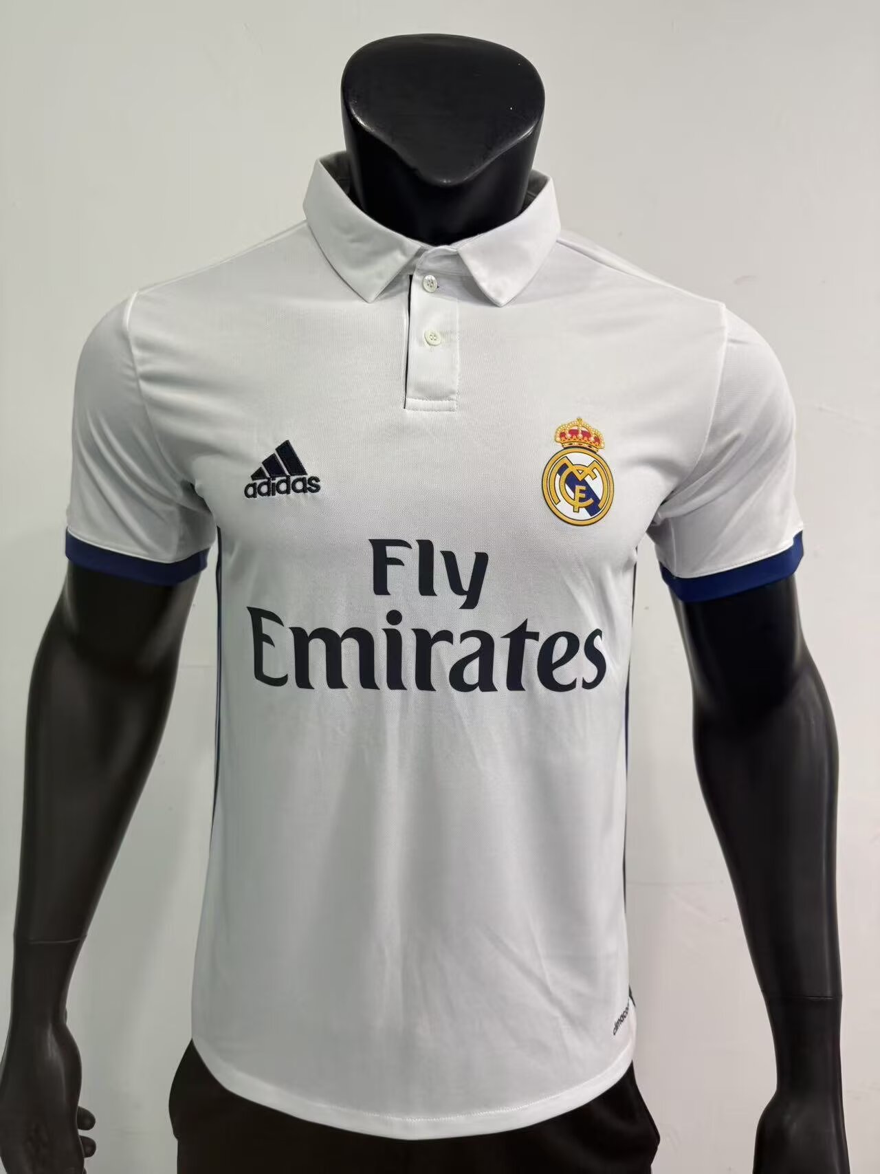 Retro 16-17 Real Madrid Home Short Sleeves Player Version